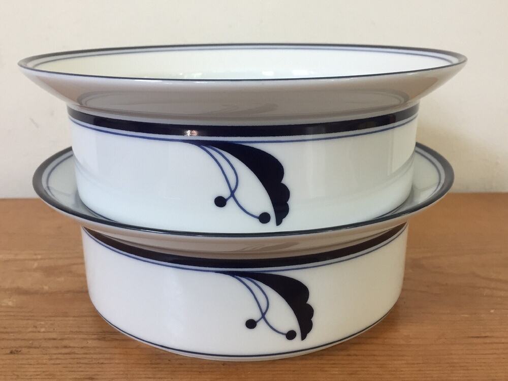 Pair Vtg Dansk Flora Bayberry Blue White Porcelain Cereal Soup Salad Bowls 6.75"